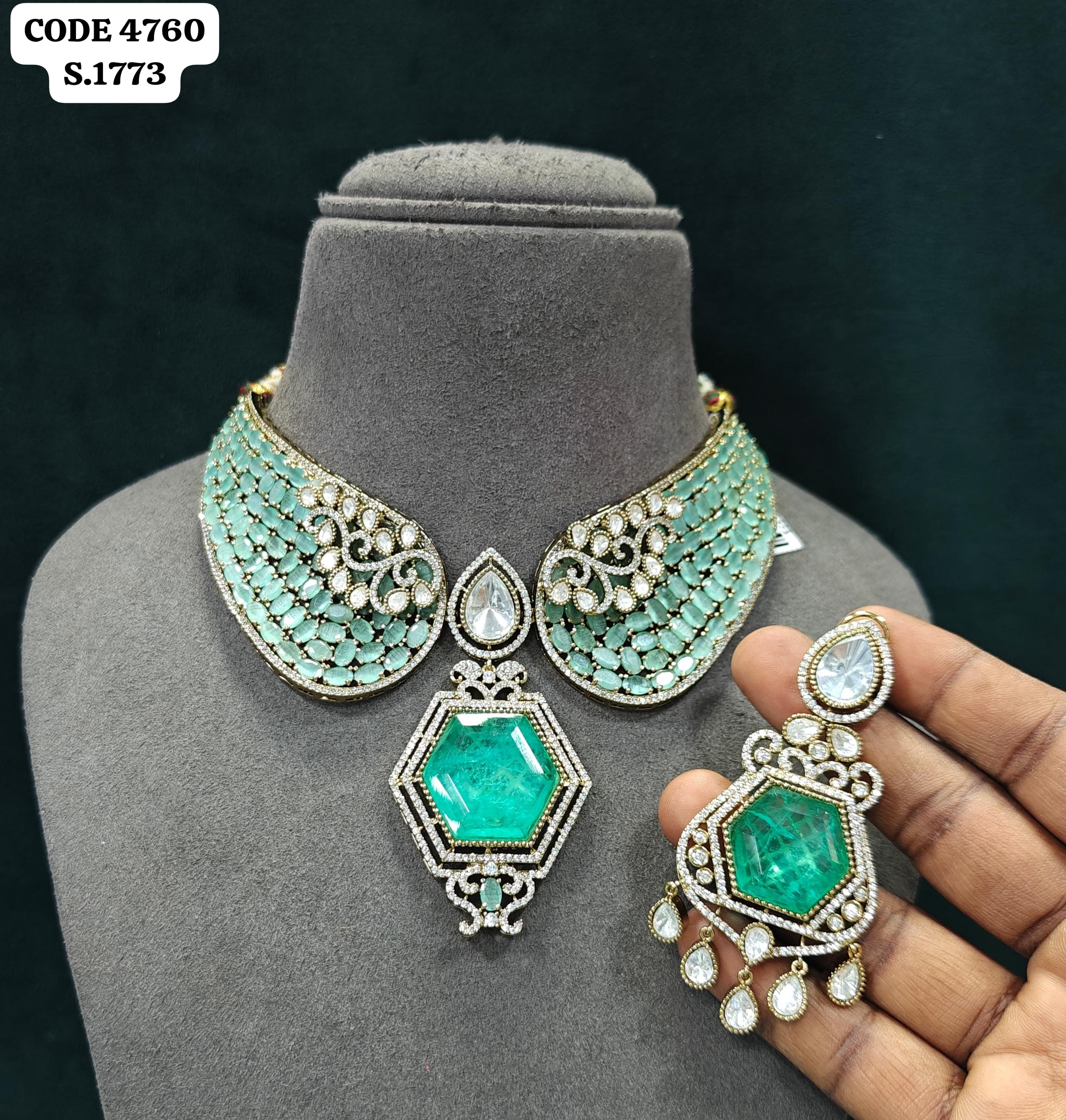Necklace Set 053